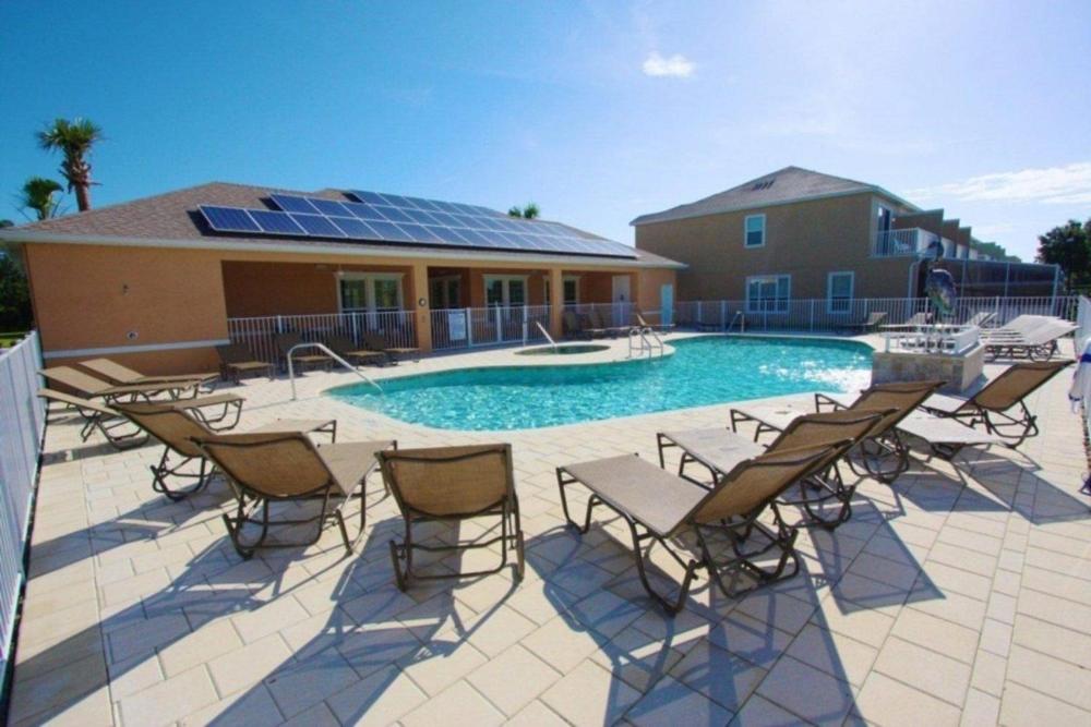 3 bed Town Home With Splash Pool! townhouse